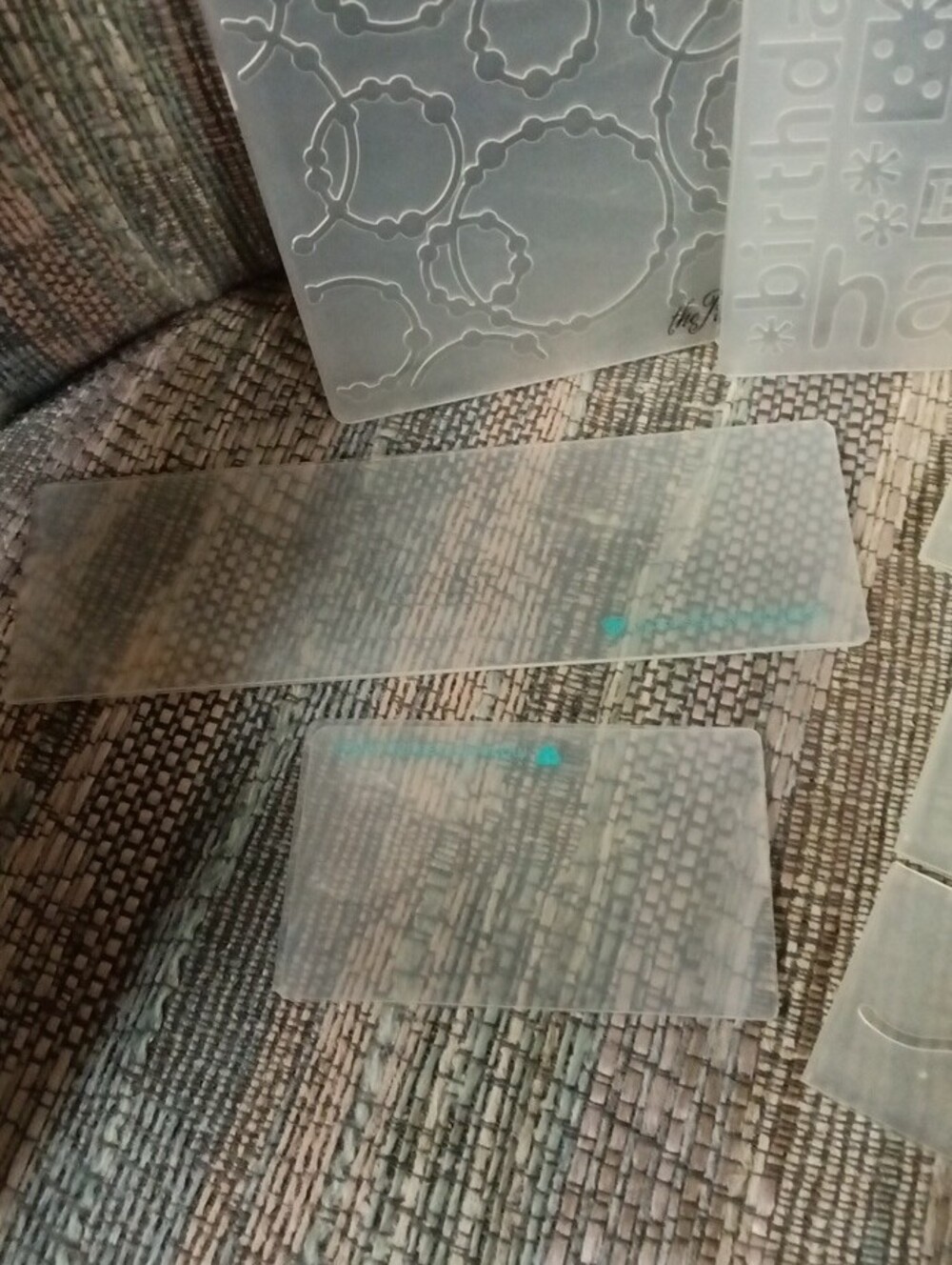 Sizzix Embossing & Cutting Folders - Clear - Picture 5 of 5